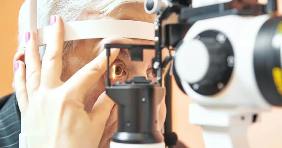 Co wykrywa badanie dna oka i dlaczego jest tak ważne dla zdrowia?