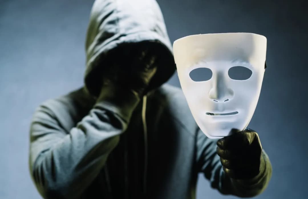 Anonimowe konta w grach online: Czy platformy „bez rejestracji” są bezpieczne czy ryzykowne?