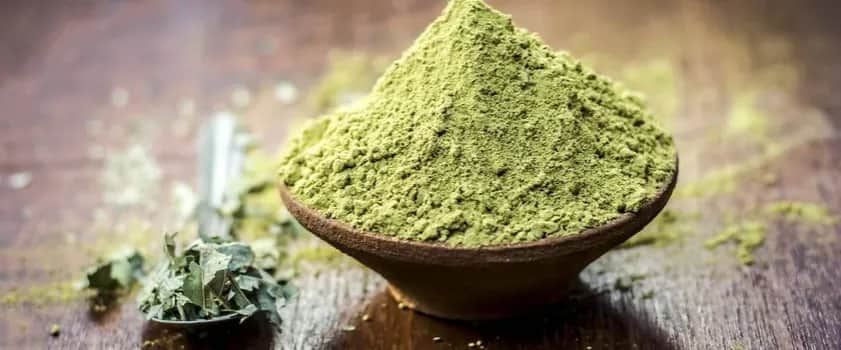 Czy naturalna henna uczula? Odkryj ryzyko alergii i bezpieczeństwo