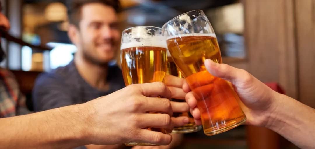 Czy piwo bezalkoholowe zawiera alkohol? Prawda o jego zawartości