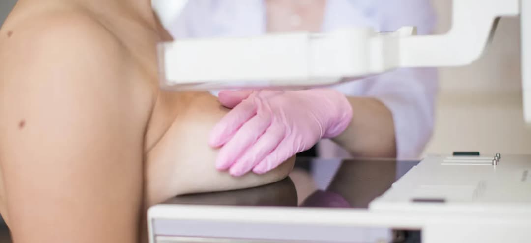 Jaki lekarz bada piersi - kompleksowy poradnik dla każdej kobiety