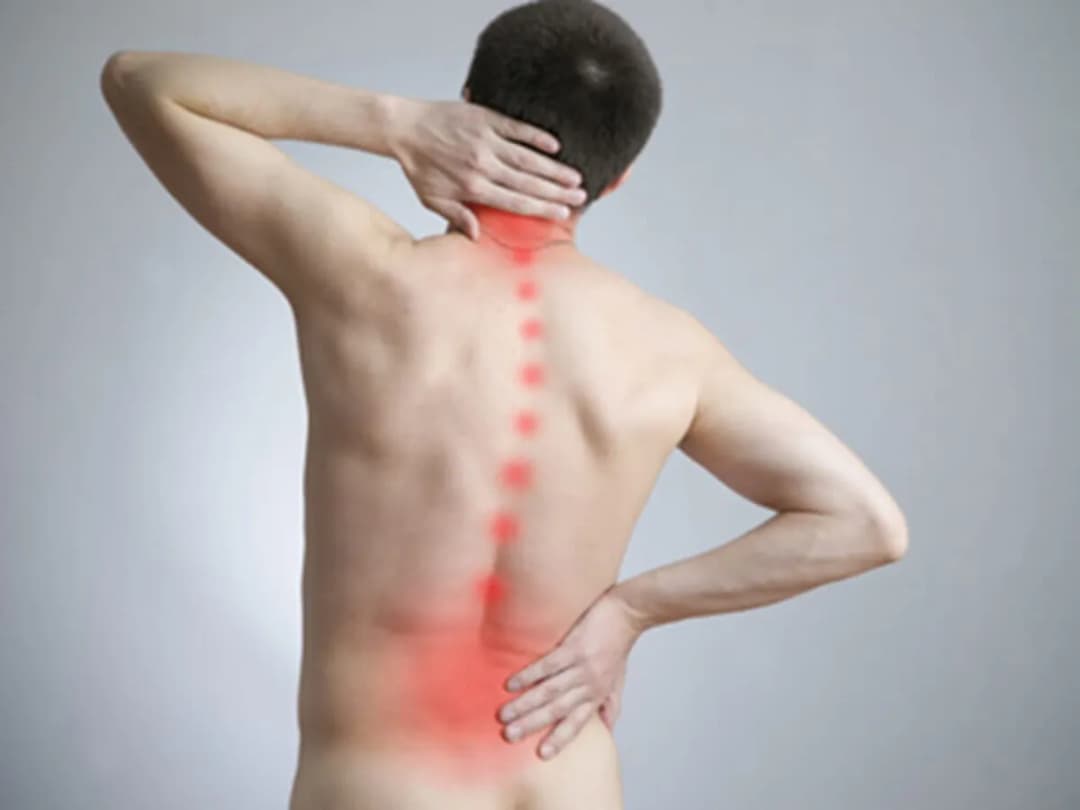 Do jakiego lekarza z bólem kręgosłupa? Kluczowe informacje i porady