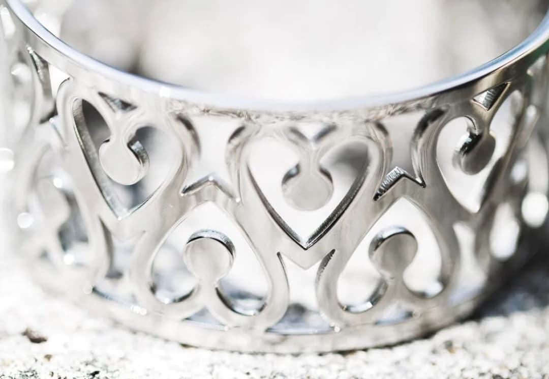 Czy stal chirurgiczna 316L uczula? Prawda o reakcjach alergicznych