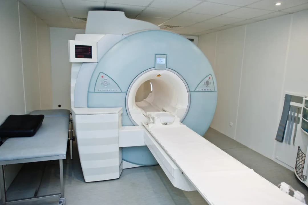 Najkrótsze terminy na rezonans magnetyczny NFZ: sprawdzone placówki