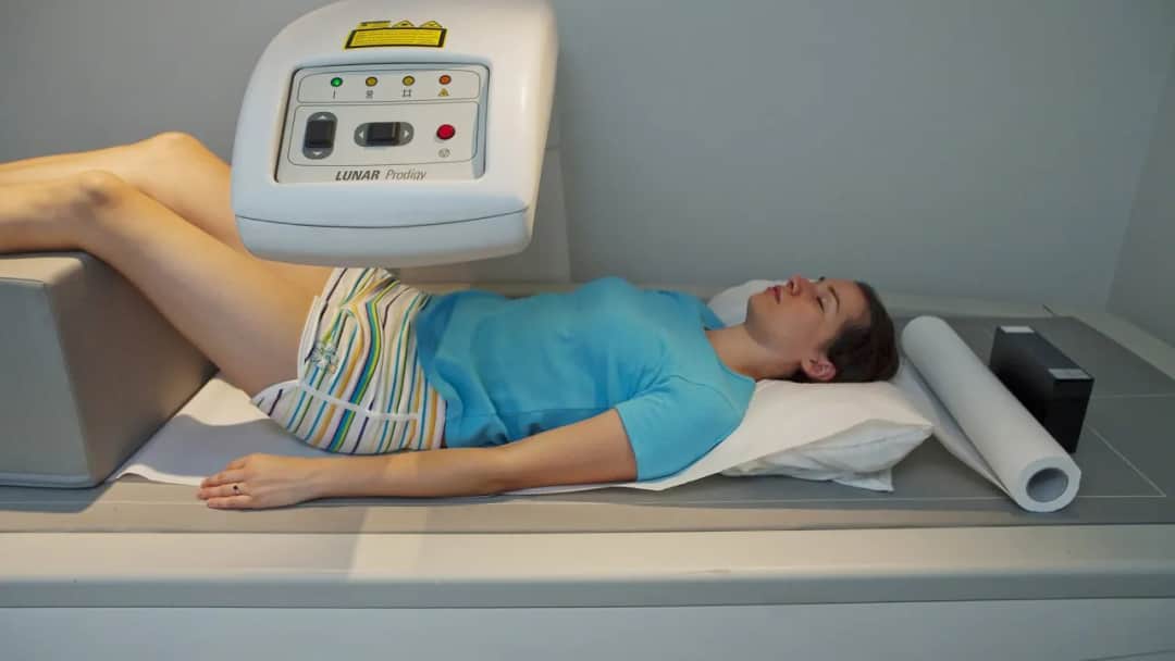 Gdzie zrobić badanie na osteoporozę i co warto wiedzieć przed wizytą